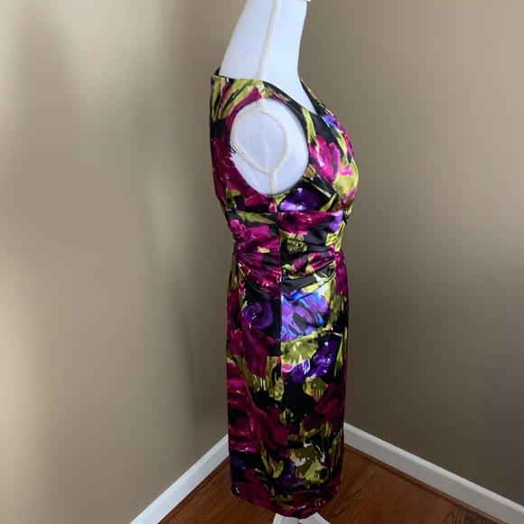 Adrianna Papel Floral Satin Ruched Dress - Picture 5 of 6